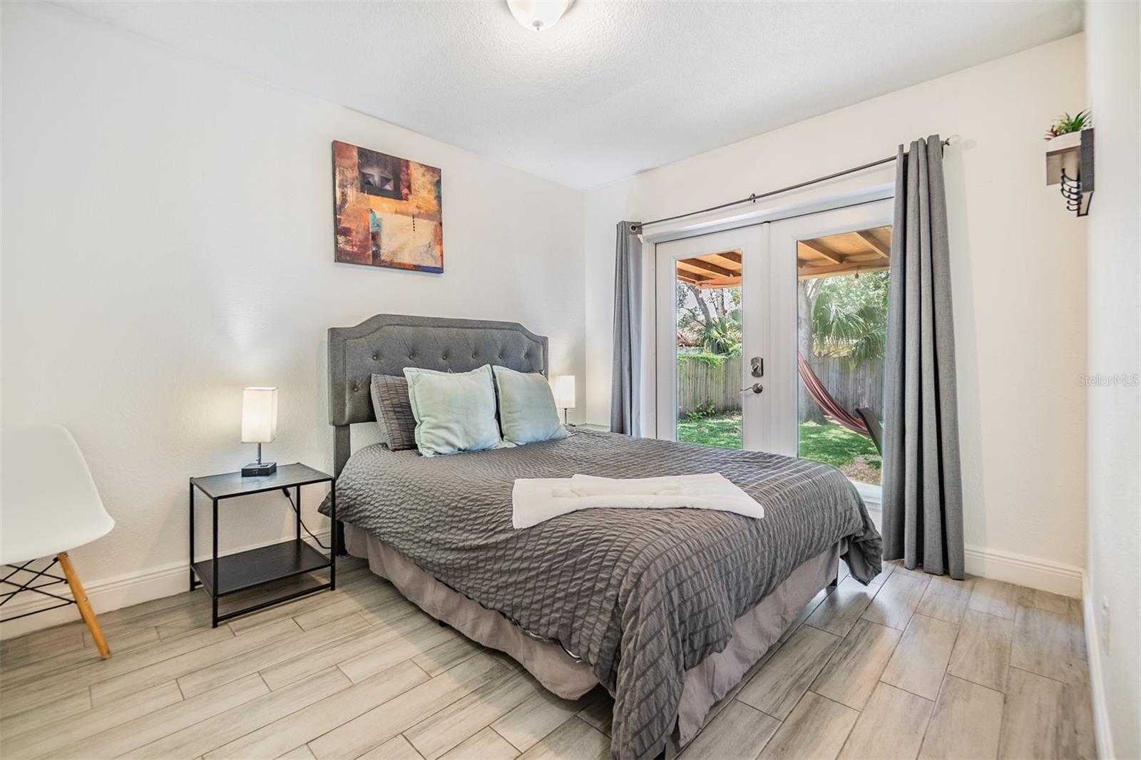 Listing photo id 10 for 4101 Arch Street A