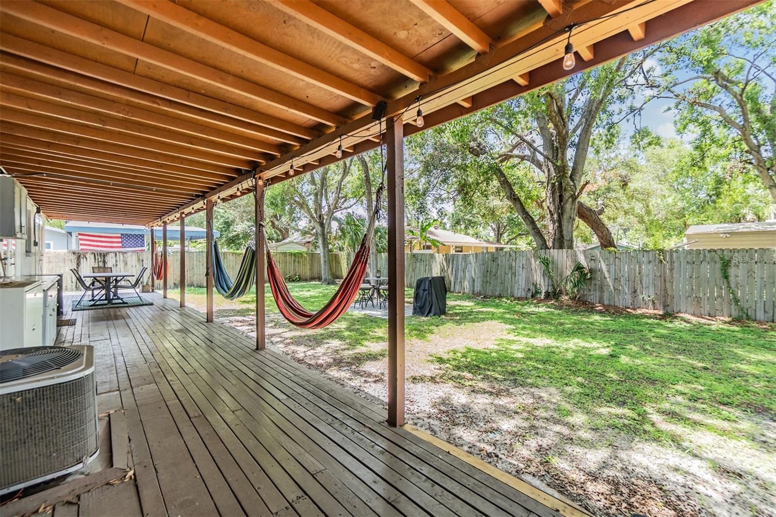 Listing photo id 28 for 4101 Arch Street A