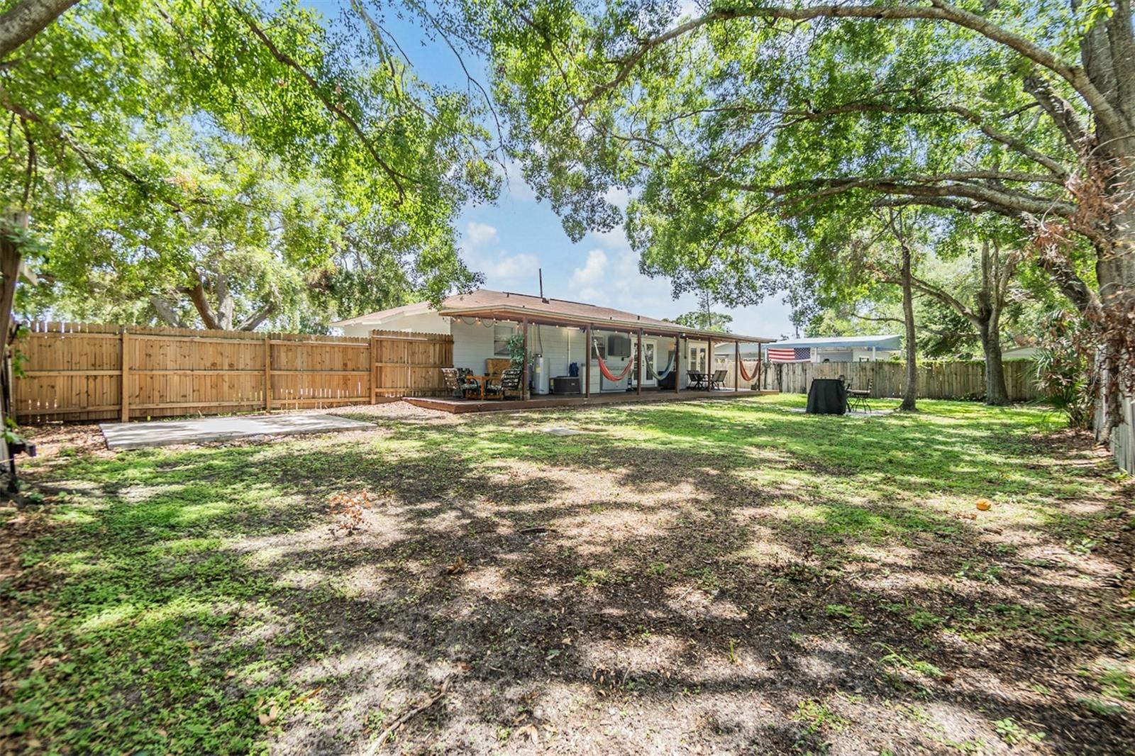 Listing photo id 33 for 4101 Arch Street A