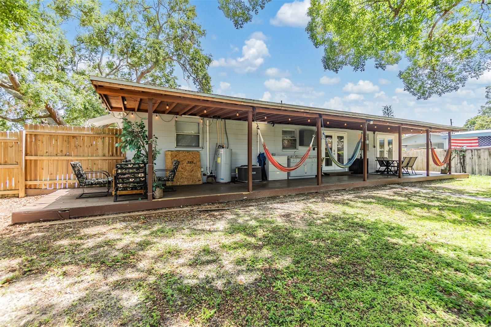 Listing photo id 34 for 4101 Arch Street A