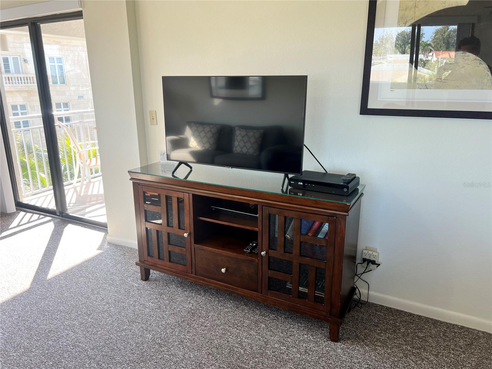 Image 11 of 34 For 1001 Point Of Rocks Road 408