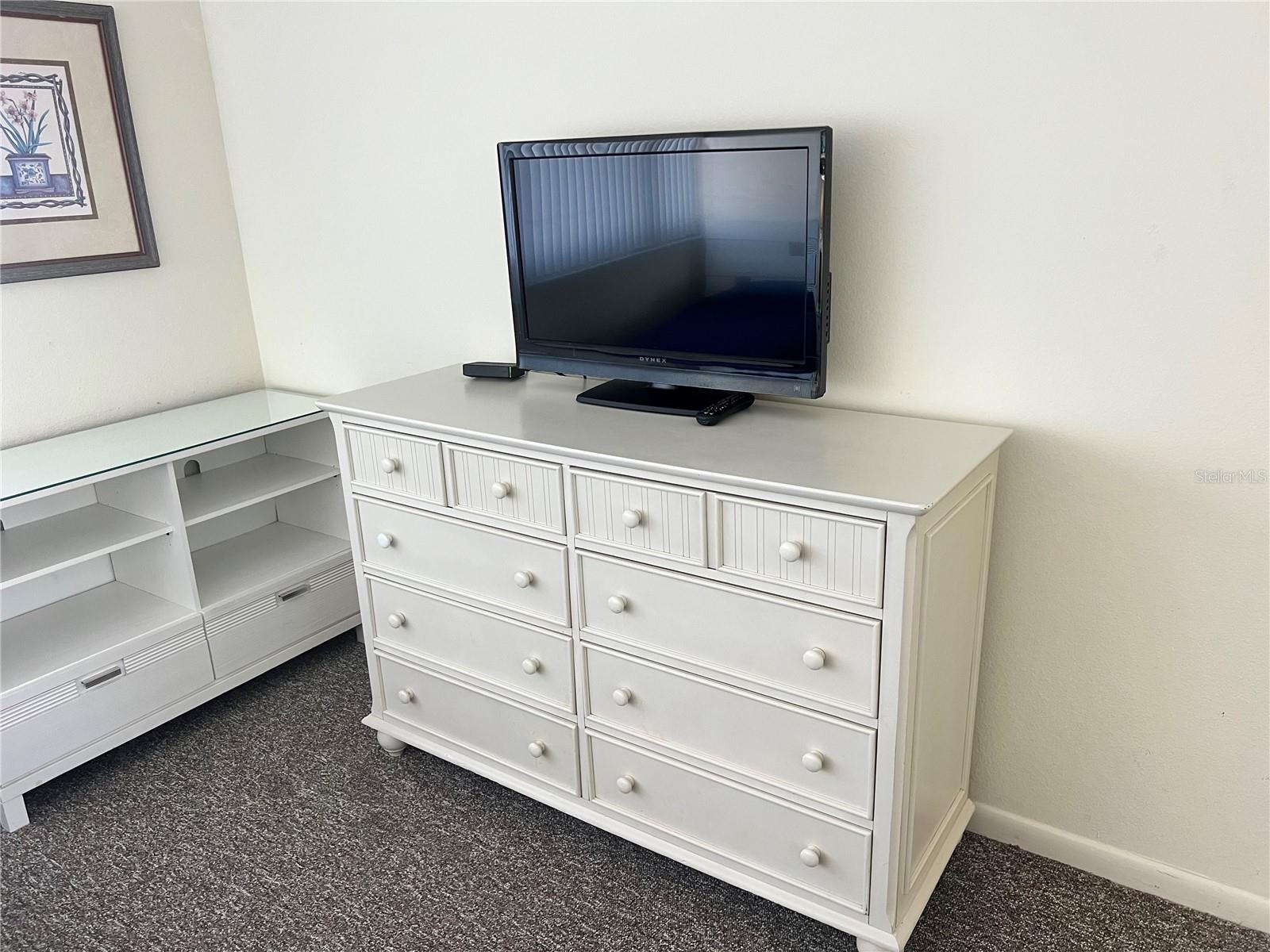 Image 4 of 34 For 1001 Point Of Rocks Road 408