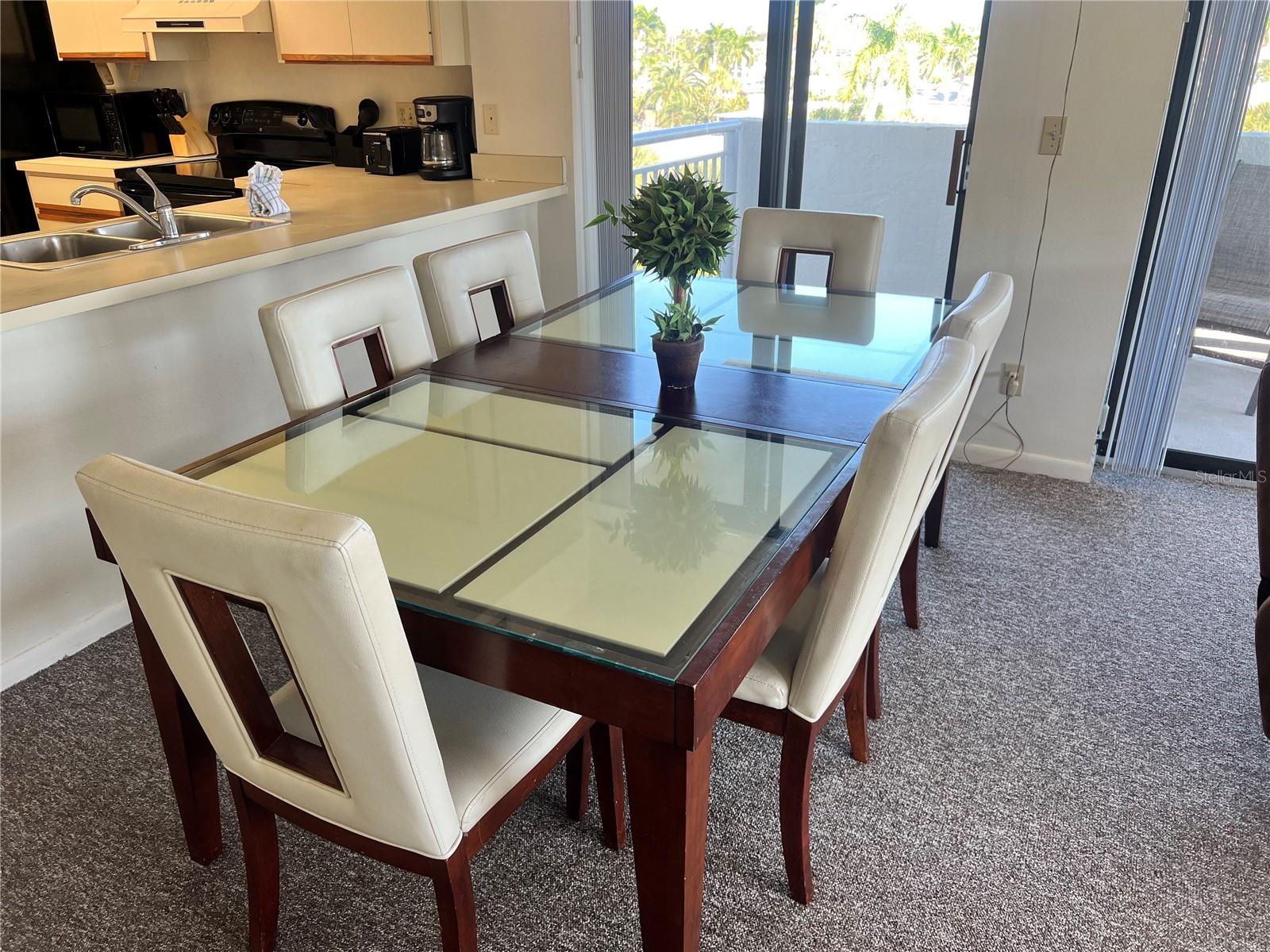 Image 9 of 34 For 1001 Point Of Rocks Road 408