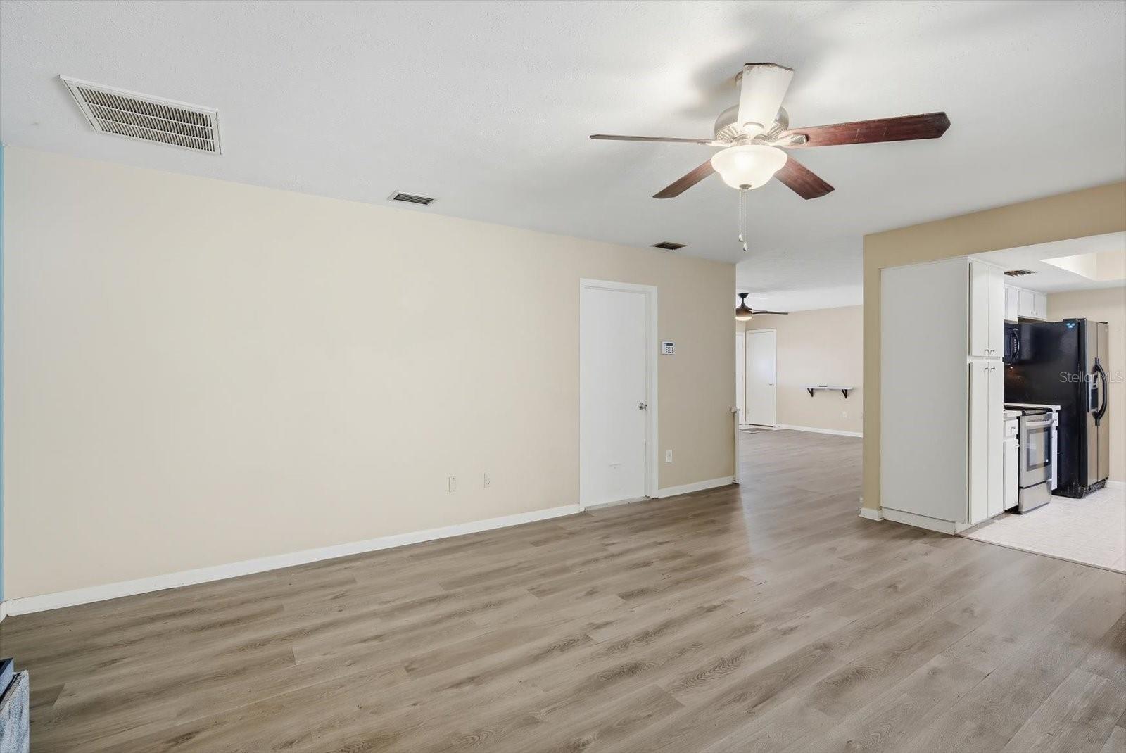 Image 12 of 32 For 20621 Arthur Court