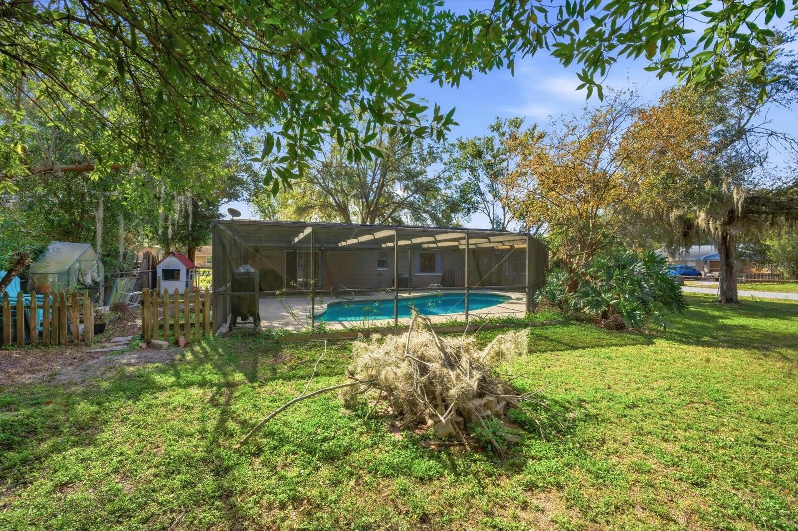 Image 27 of 32 For 20621 Arthur Court