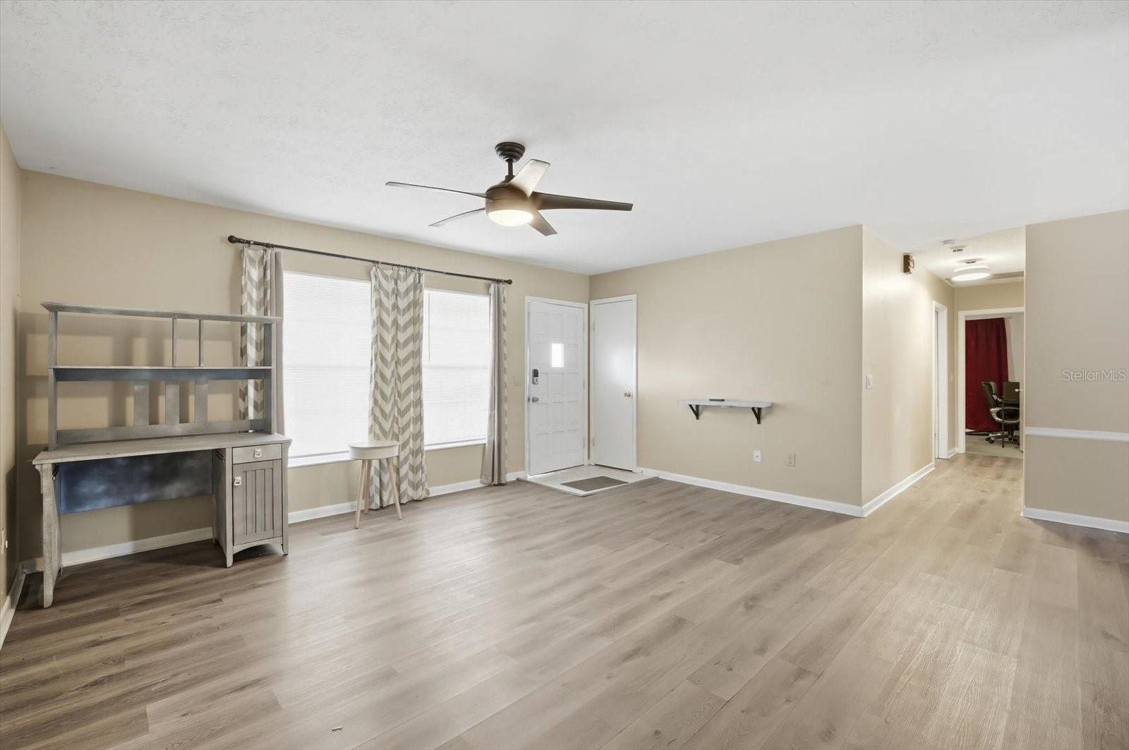 Image 7 of 32 For 20621 Arthur Court