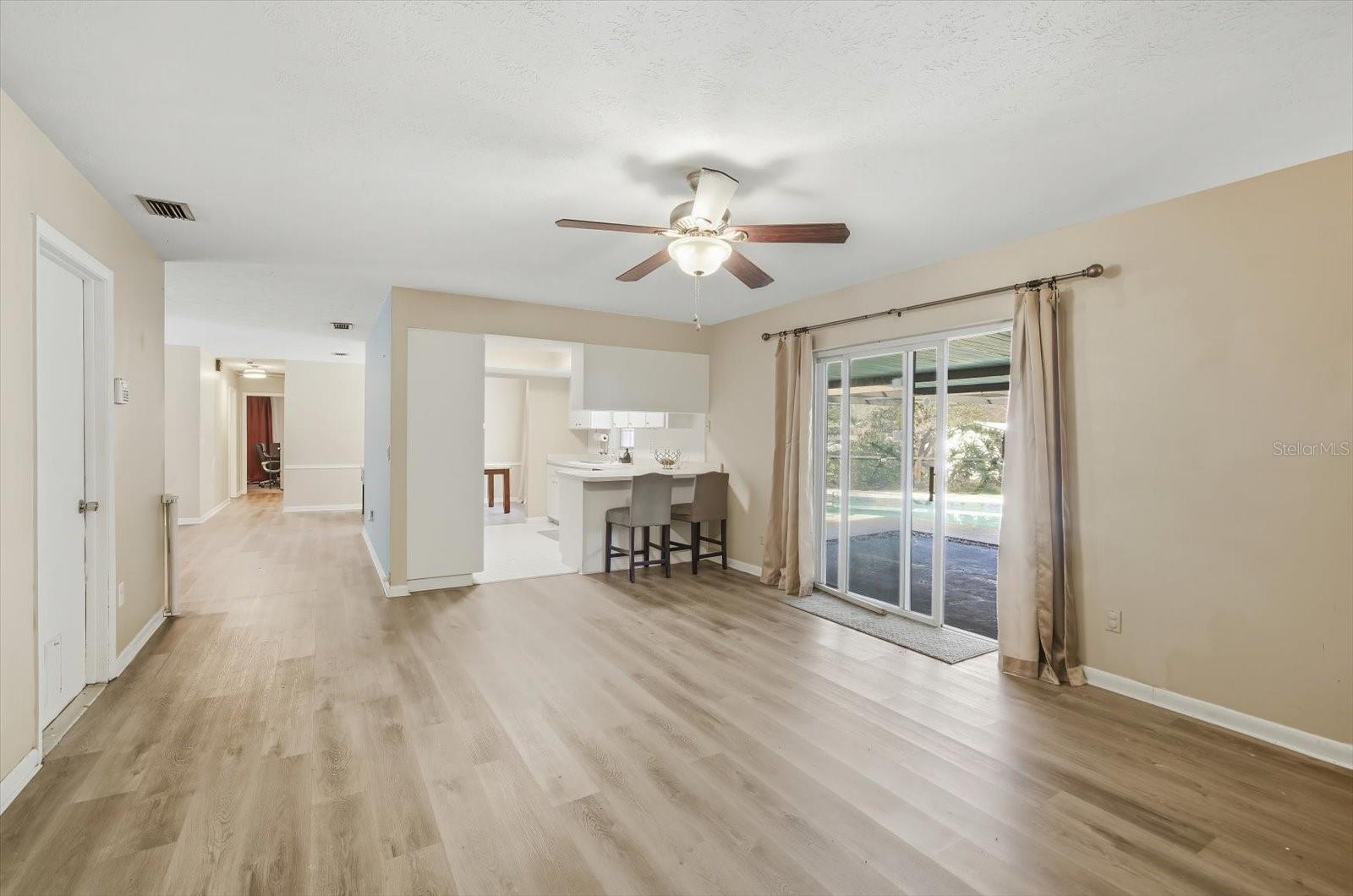 Image 8 of 32 For 20621 Arthur Court