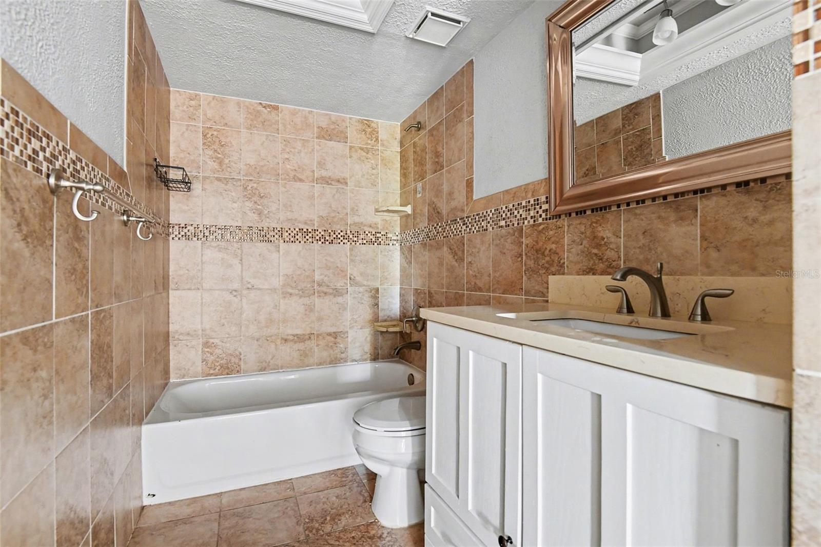 Image 14 of 27 For 1912 8th Court