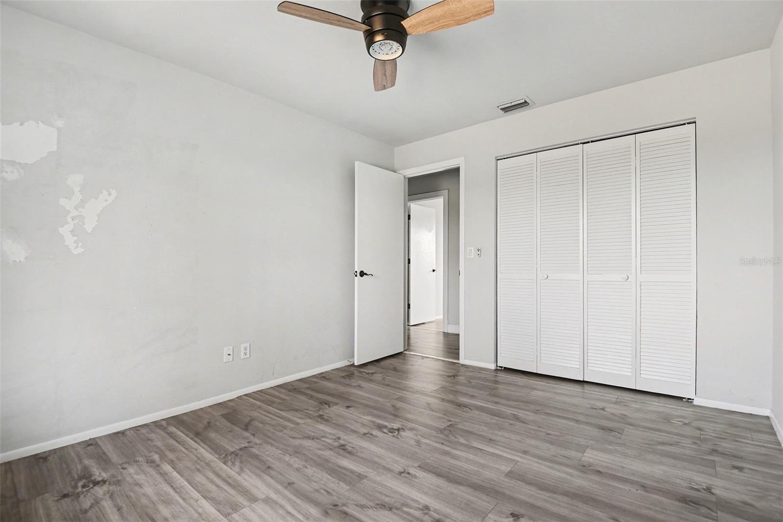 Image 16 of 27 For 1912 8th Court