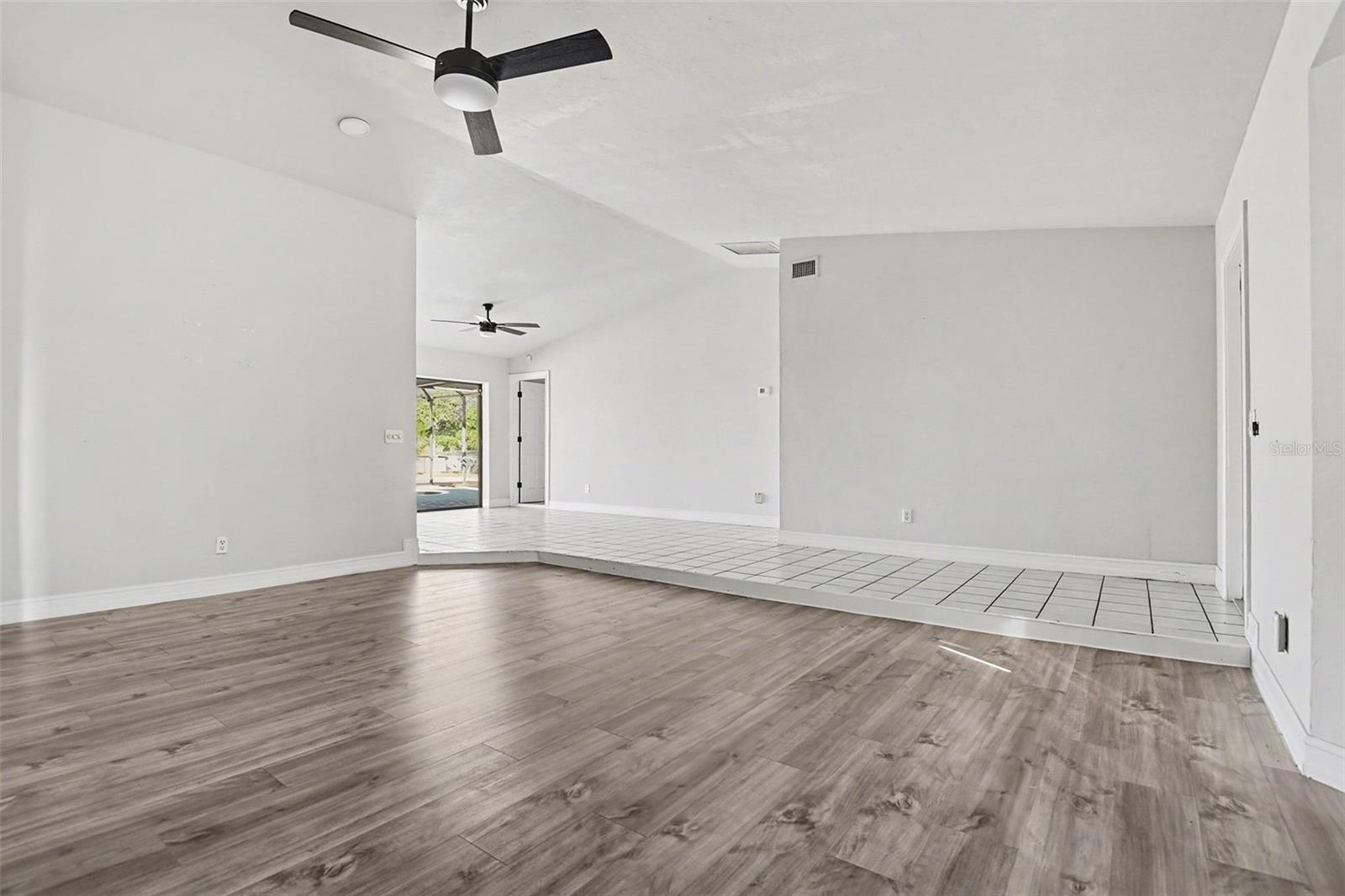 Image 6 of 27 For 1912 8th Court