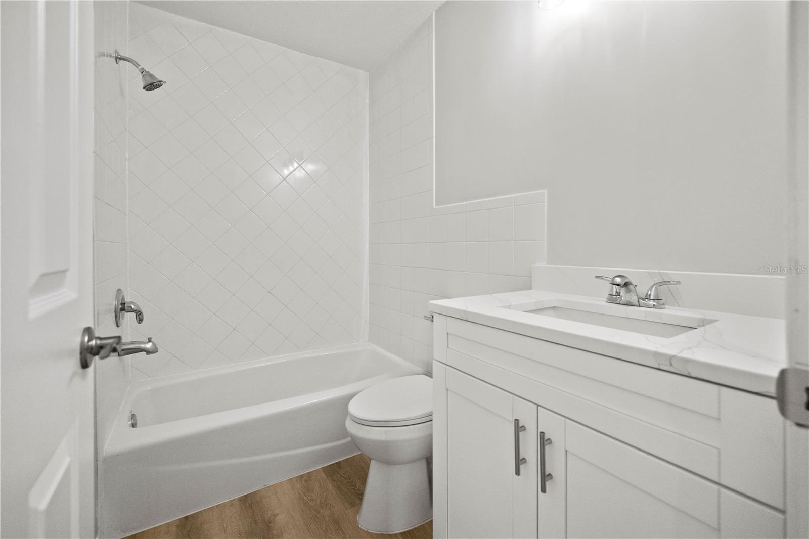 Image 14 of 24 For 6098 Shannon Avenue