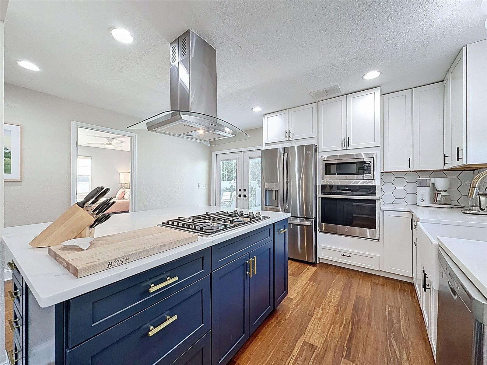 Image 13 of 32 For 6315 Interbay Boulevard