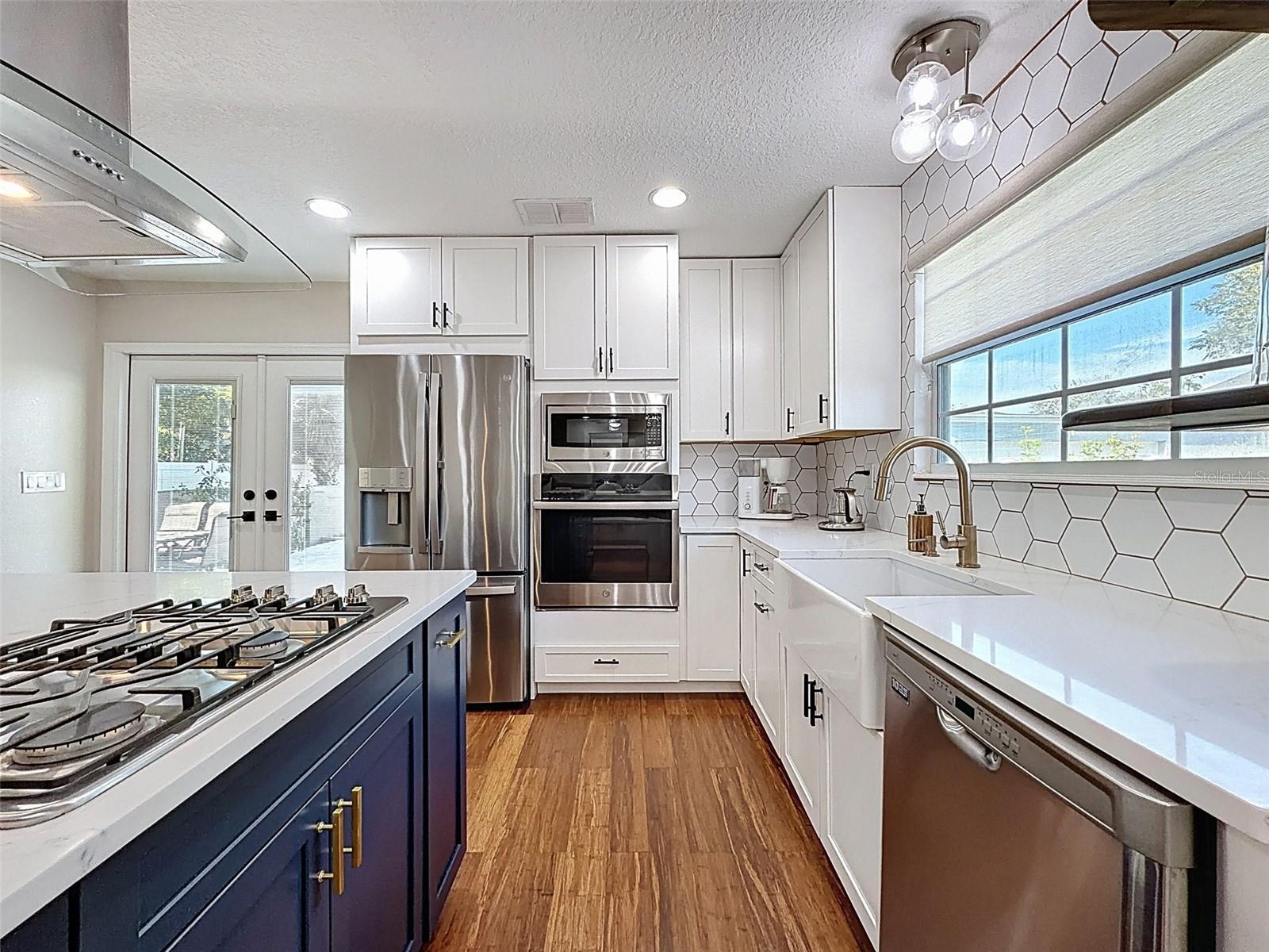 Image 14 of 32 For 6315 Interbay Boulevard