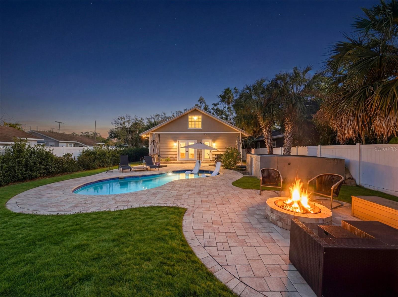 Image 2 of 32 For 6315 Interbay Boulevard