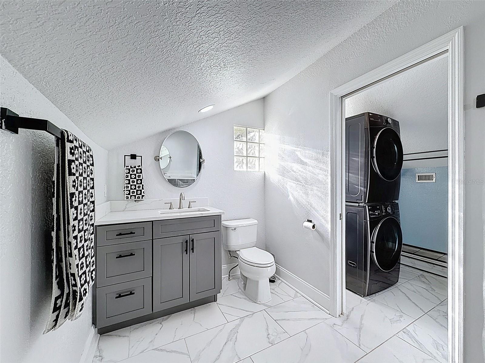 Image 24 of 32 For 6315 Interbay Boulevard