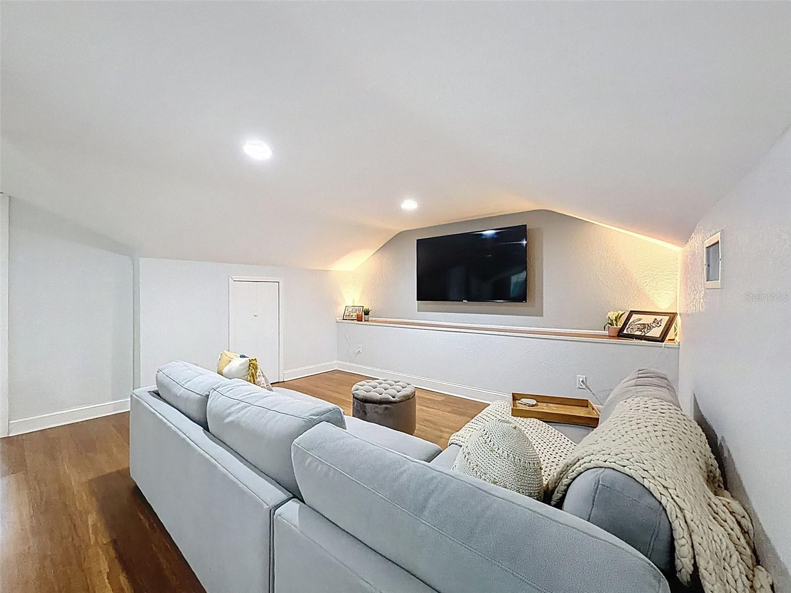 Image 25 of 32 For 6315 Interbay Boulevard