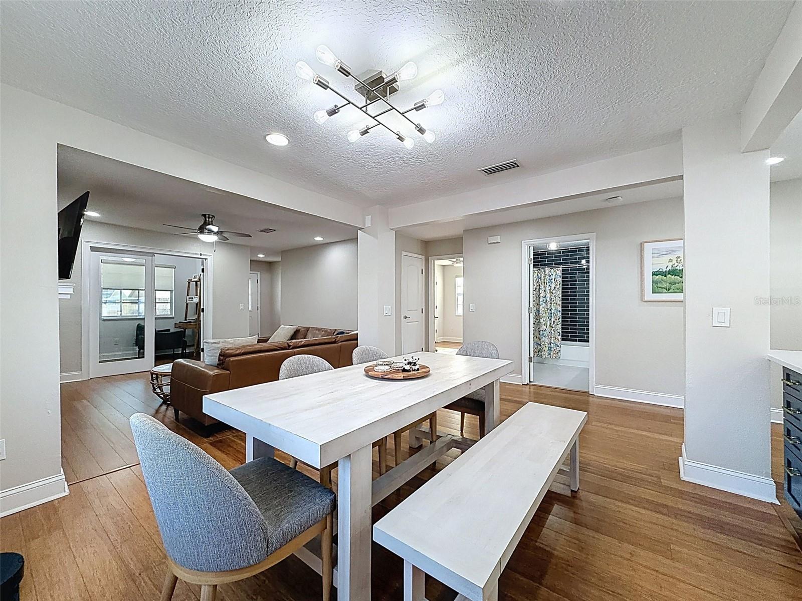 Image 8 of 32 For 6315 Interbay Boulevard