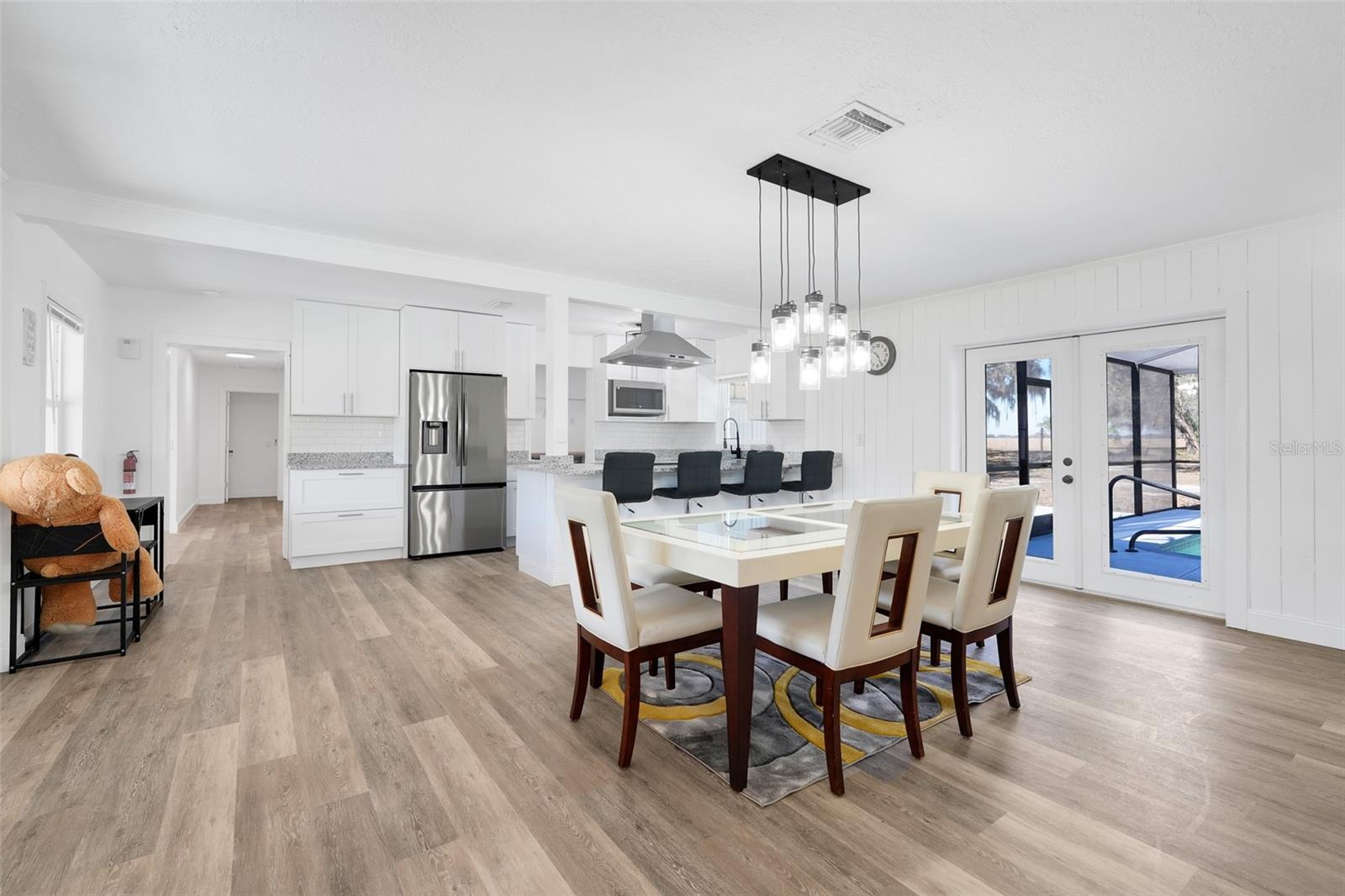 Image 10 of 39 For 828 Saint Anne Shrine Road