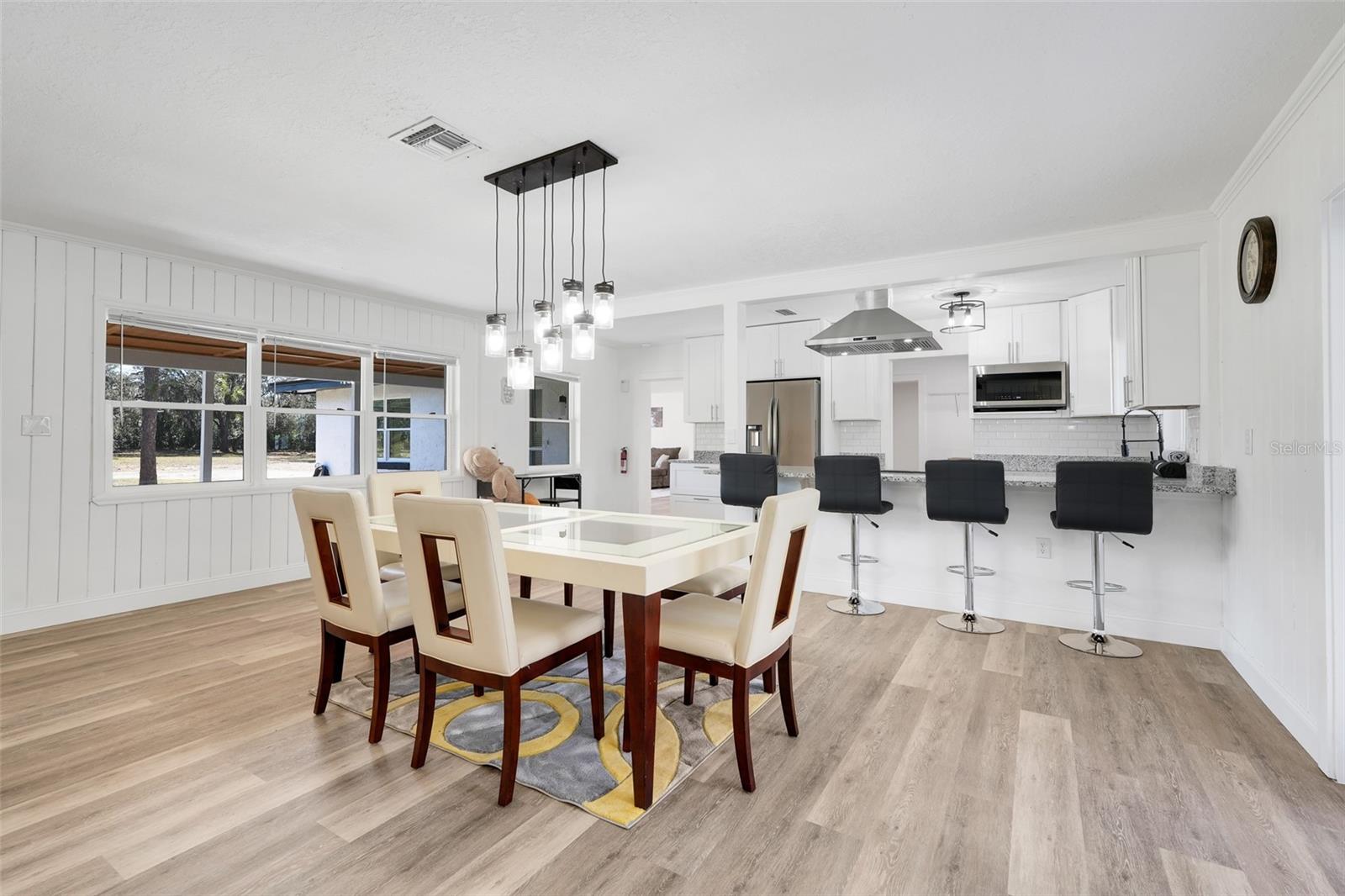 Image 11 of 39 For 828 Saint Anne Shrine Road