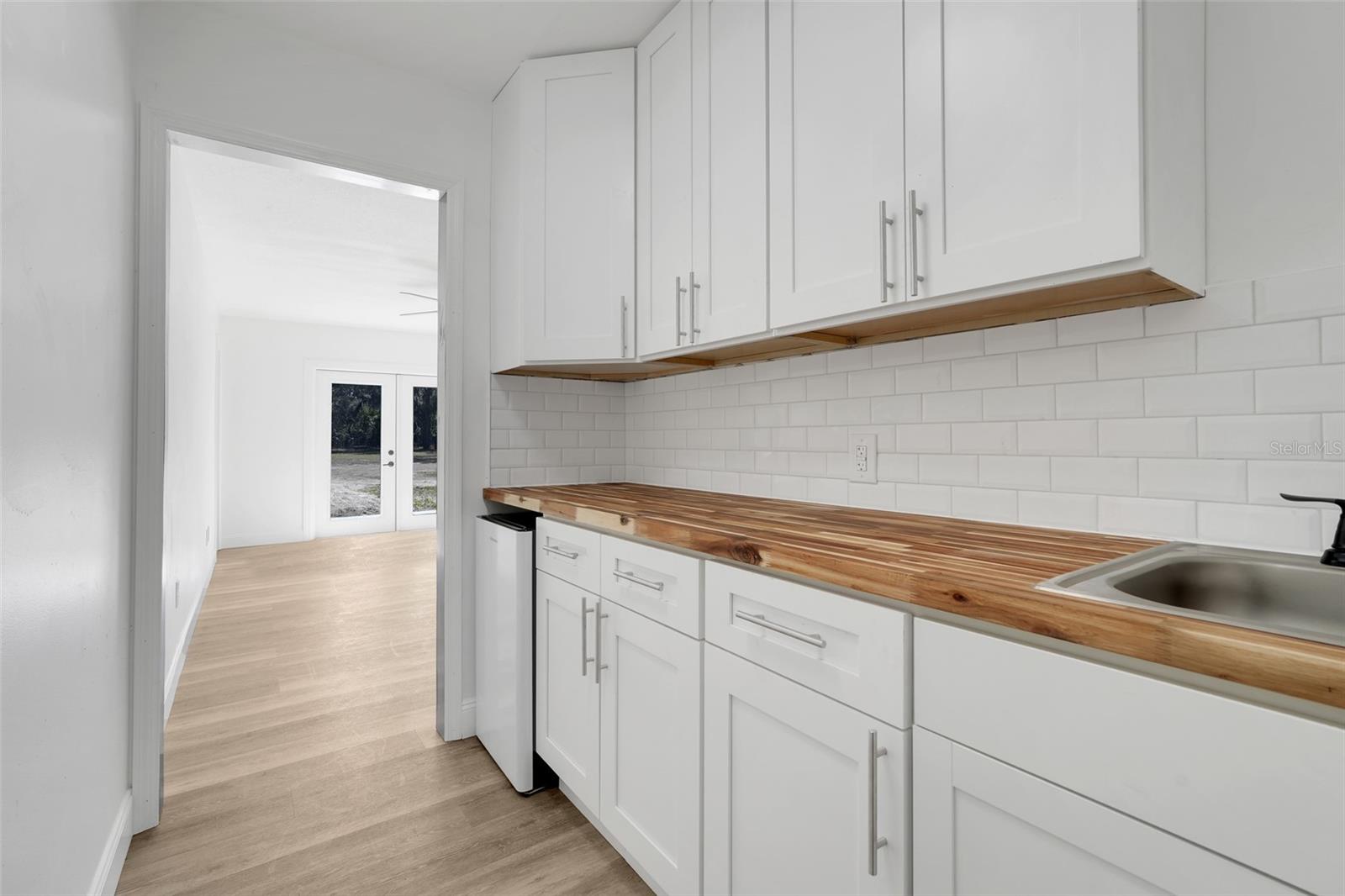 Image 30 of 39 For 828 Saint Anne Shrine Road