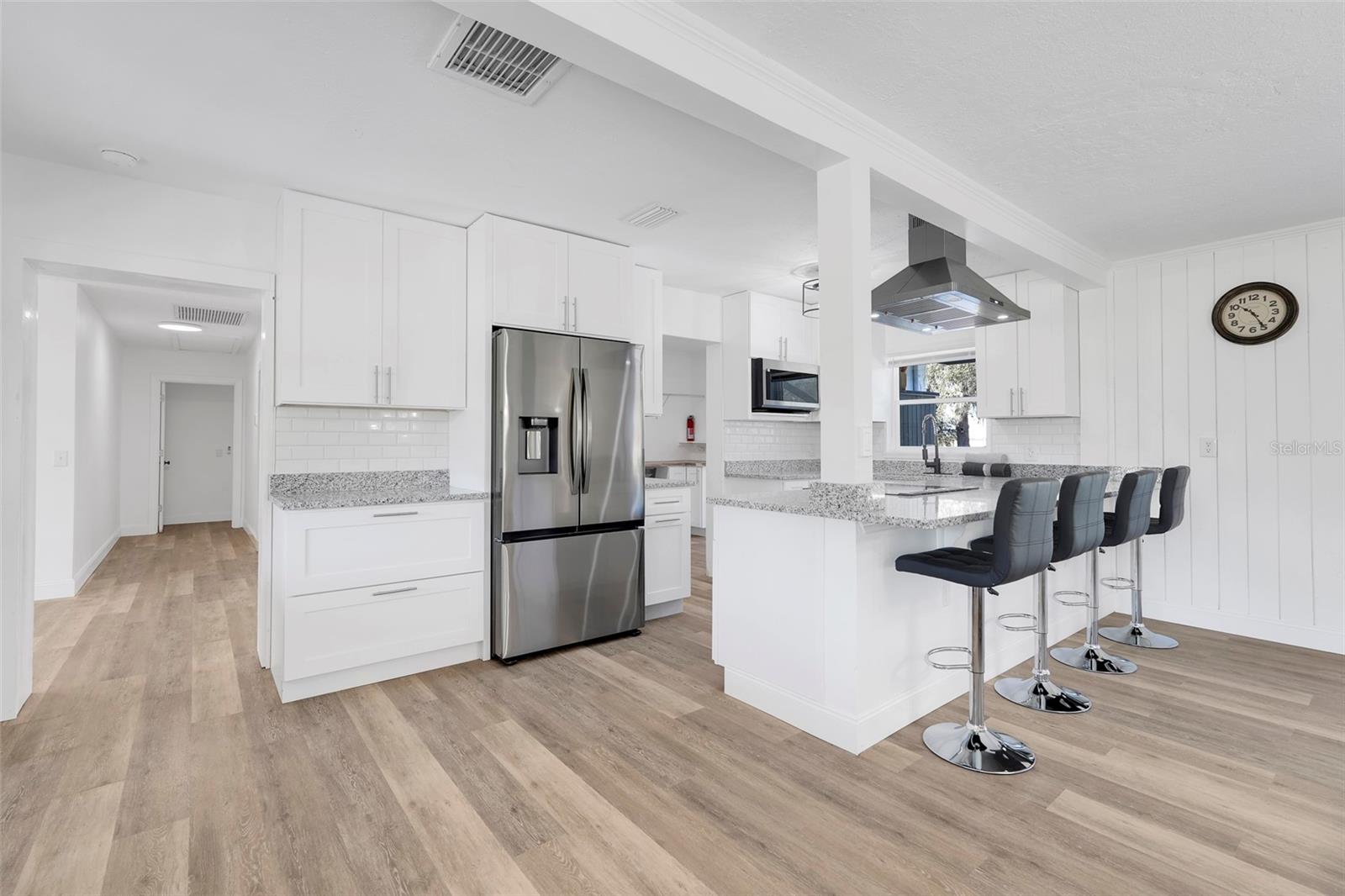 Image 7 of 39 For 828 Saint Anne Shrine Road