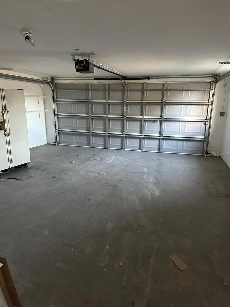 Image 4 of 16 For 4950 Fleetwood Street