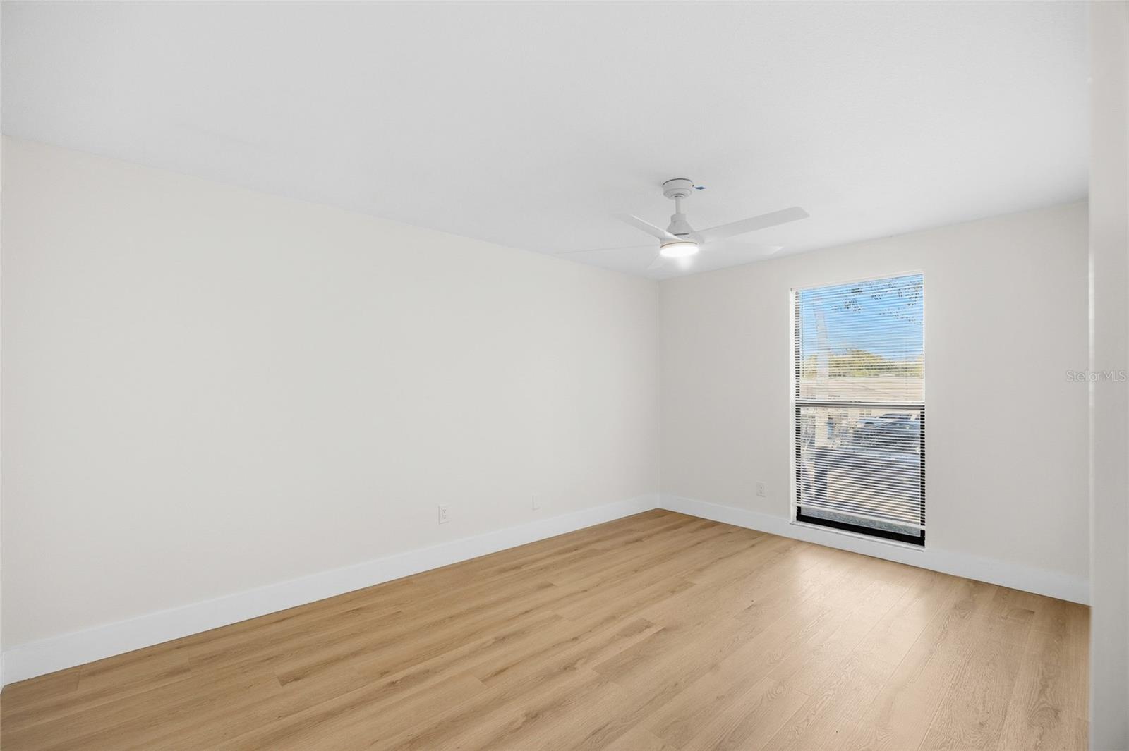 Listing photo id 21 for 8507 Wooddale Court