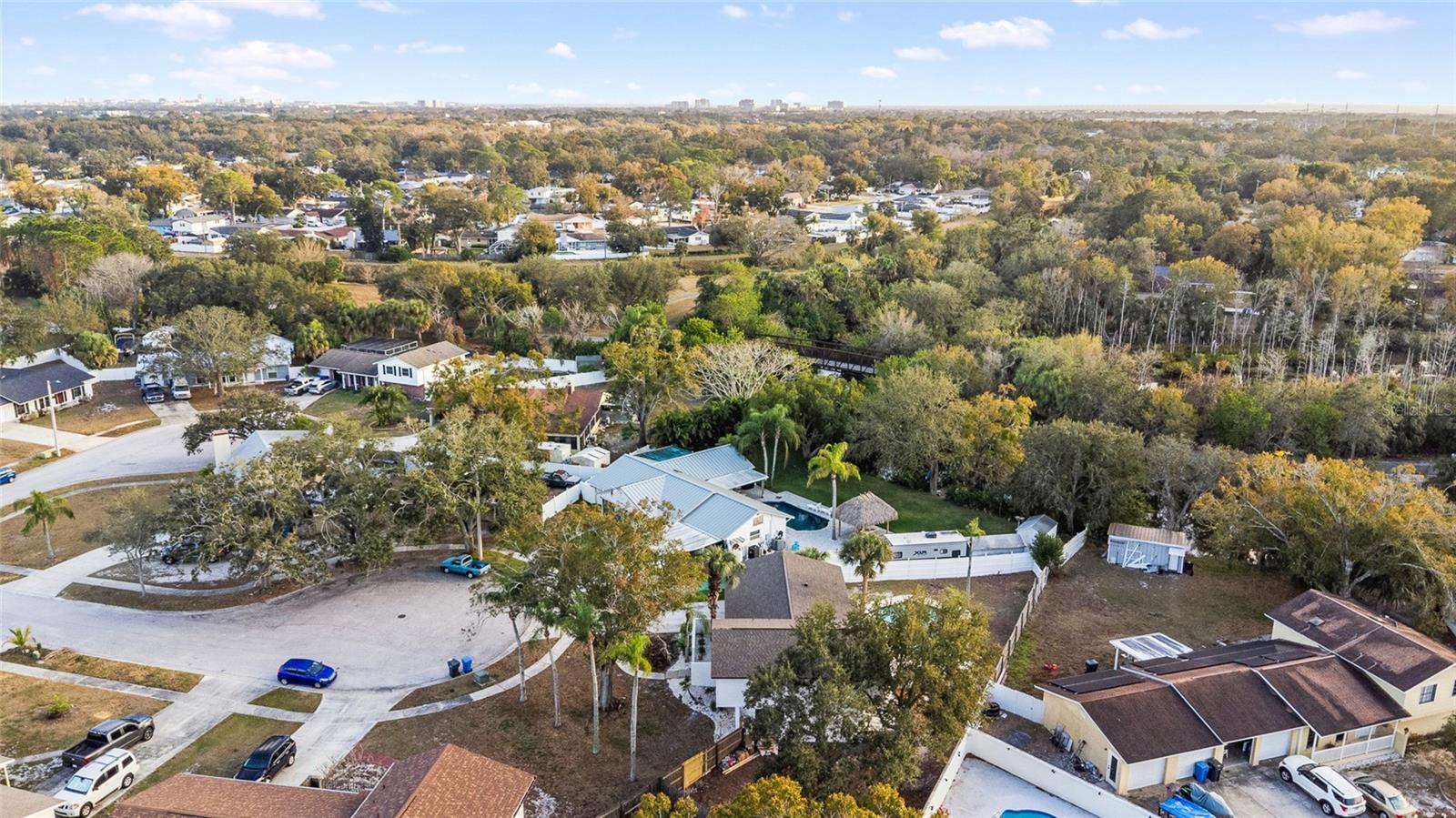 Listing photo id 36 for 8507 Wooddale Court