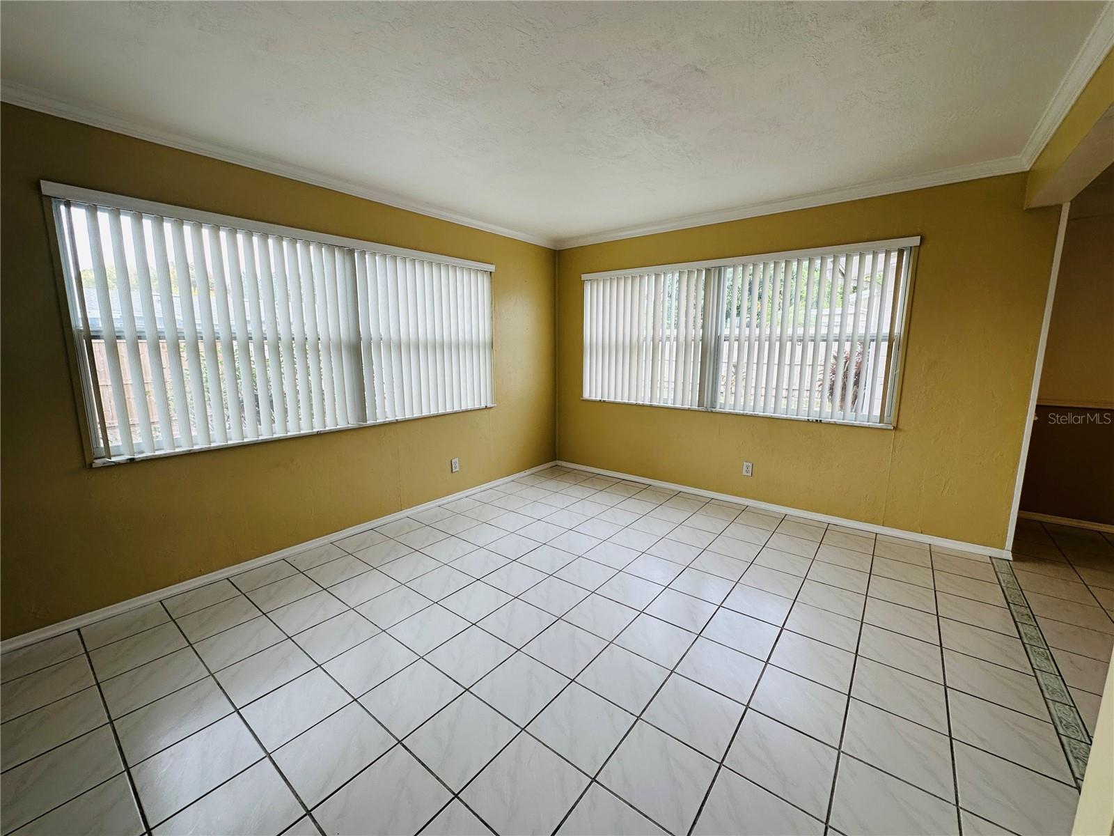 Image 14 of 28 For 13613 87th Avenue