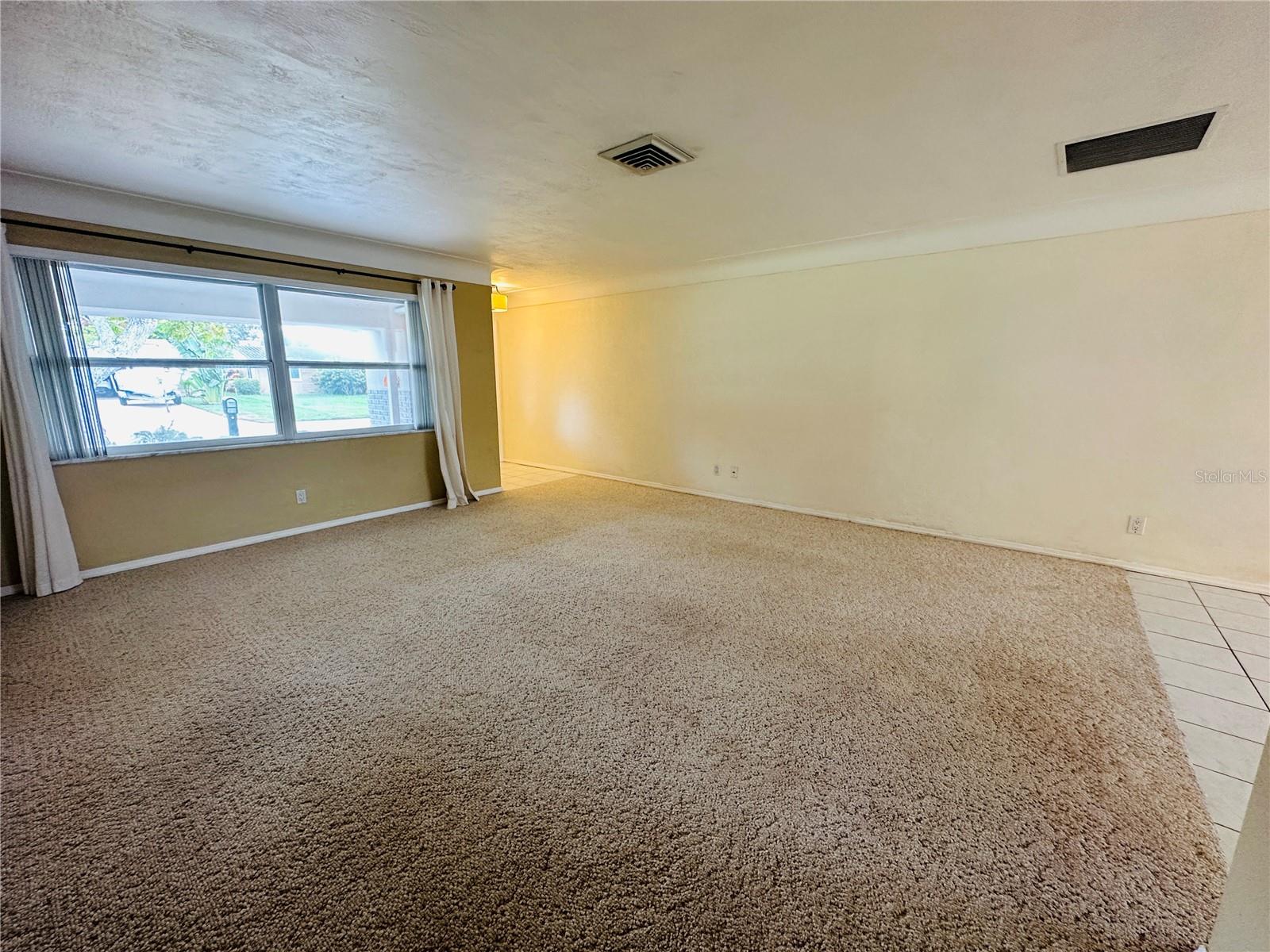 Image 9 of 28 For 13613 87th Avenue