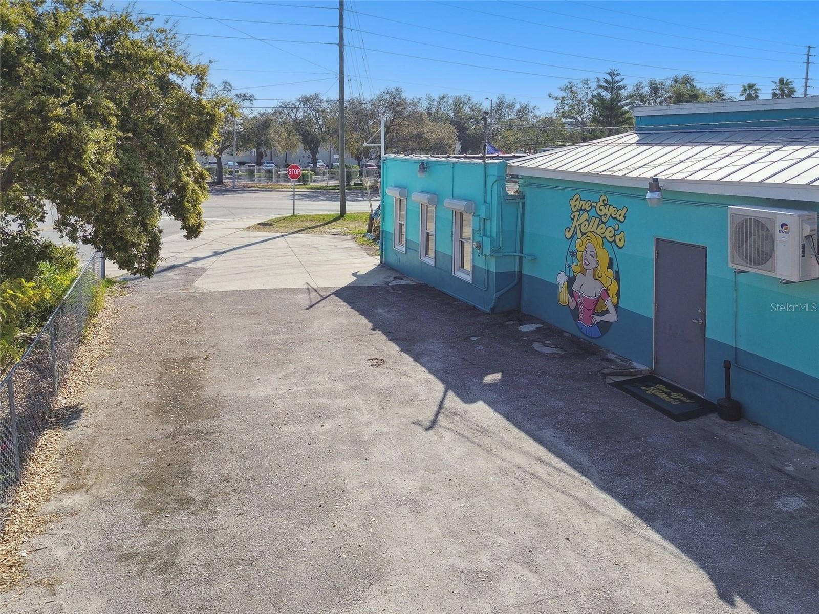 Image 32 of 34 For 3007 6th Street S