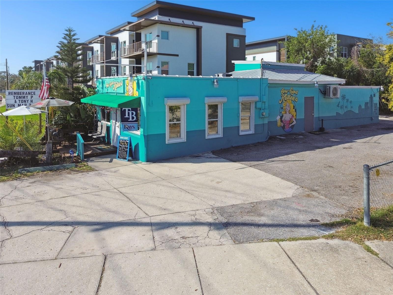 Image 4 of 34 For 3007 6th Street S