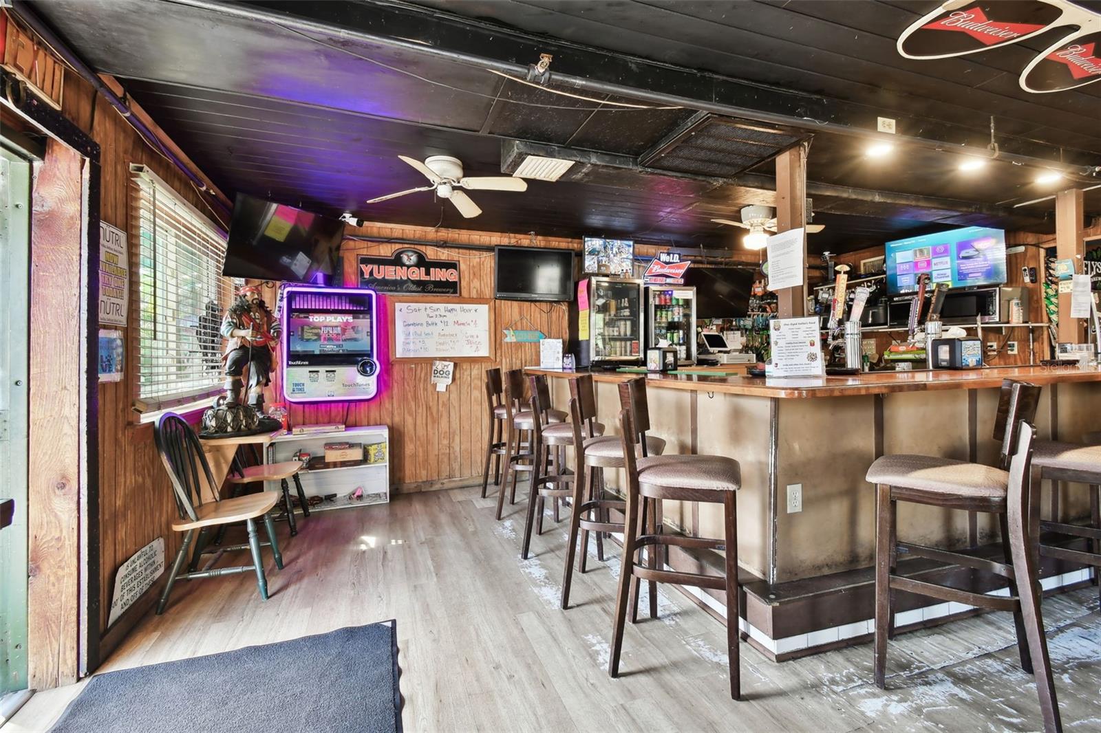 Image 9 of 34 For 3007 6th Street S