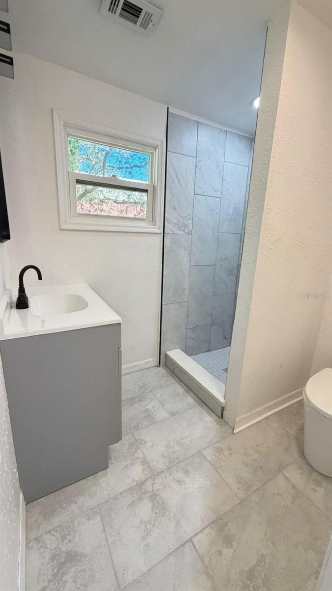 Image 10 of 14 For 2506 12th Avenue