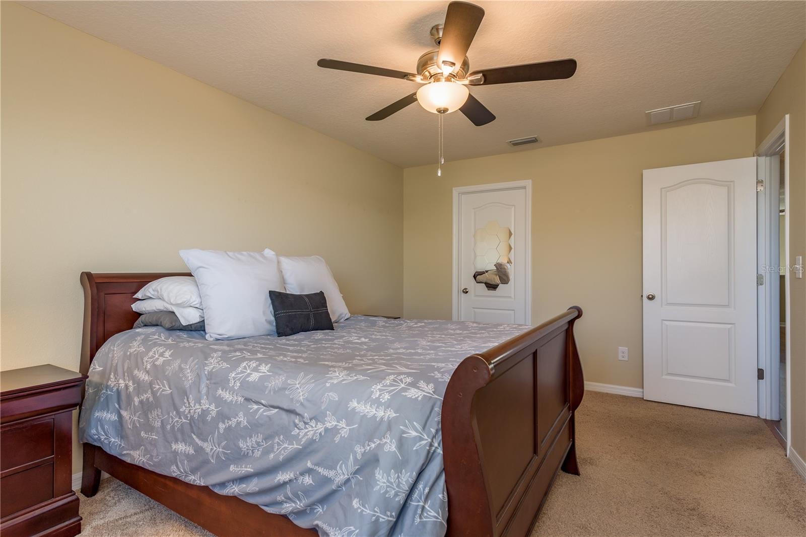 Image 25 of 41 For 12919 Whittington Court