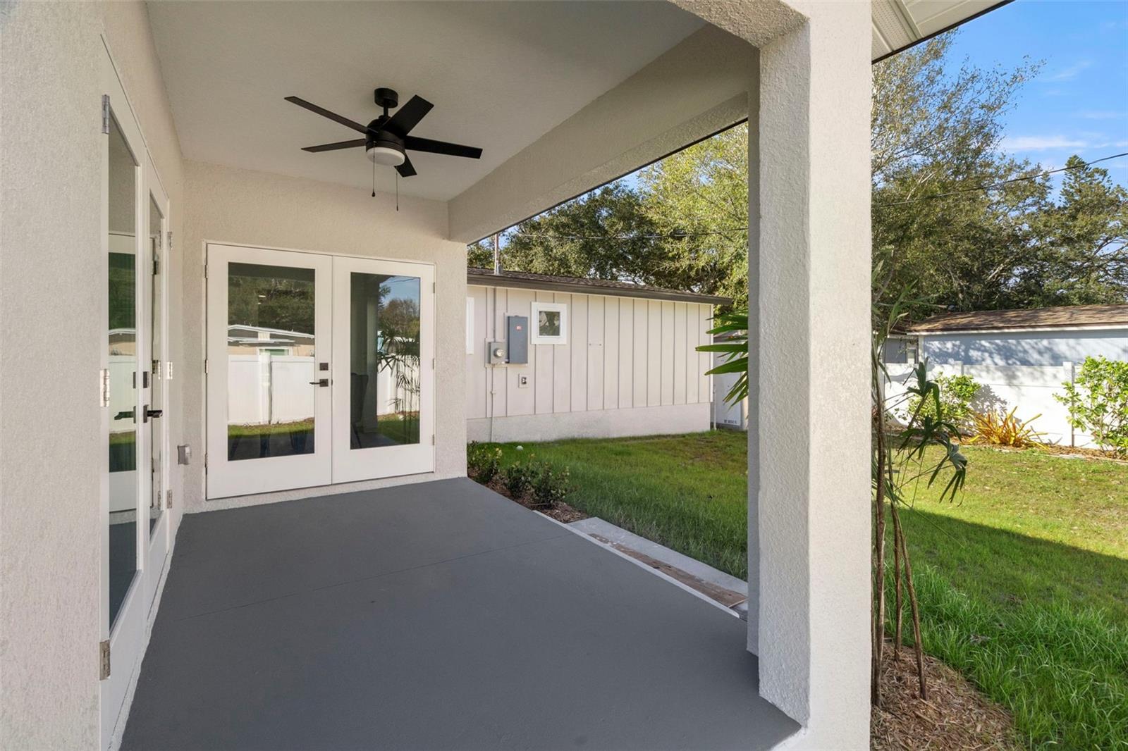 Image 39 of 53 For 7211 Orpine Drive N