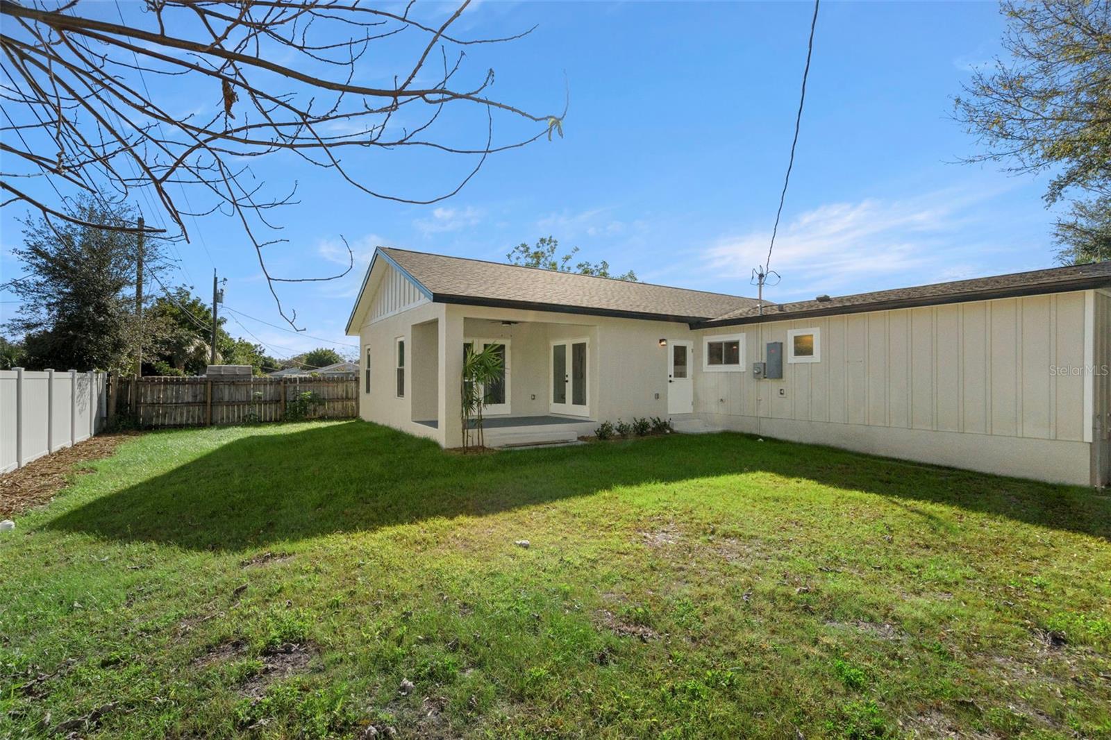 Image 44 of 53 For 7211 Orpine Drive N