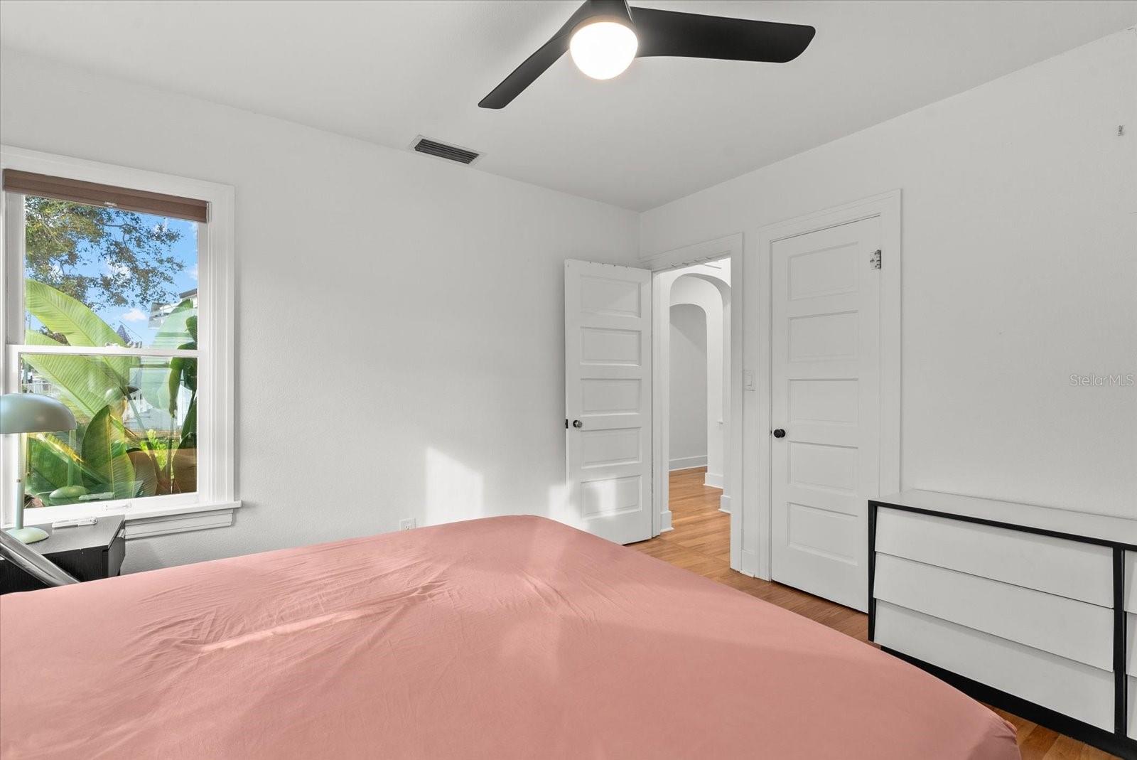 Image 14 of 36 For 753 16th Avenue S