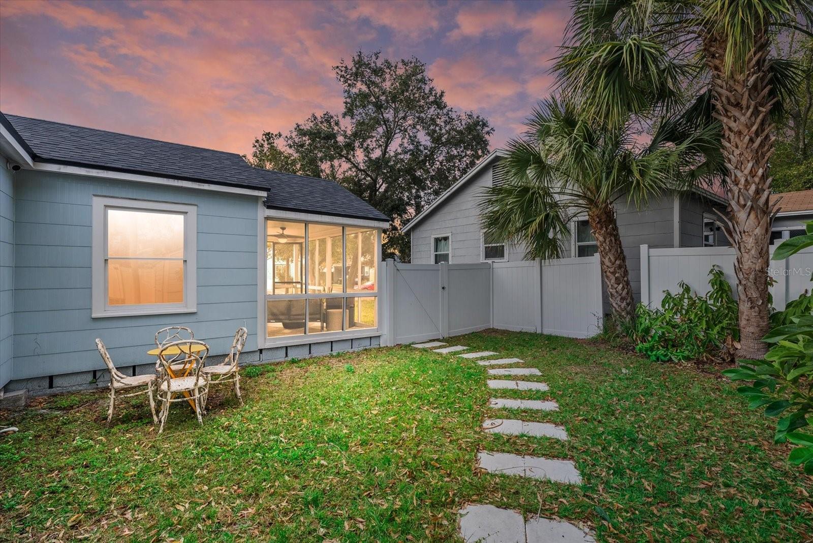 Image 26 of 36 For 753 16th Avenue S