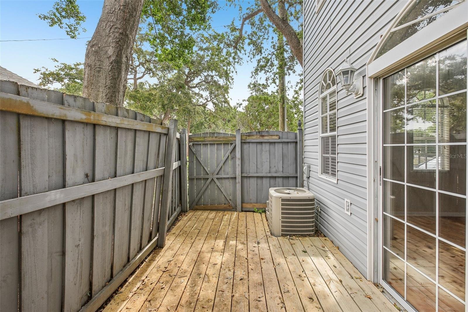 Image 27 of 30 For 8101 Interbay Boulevard A