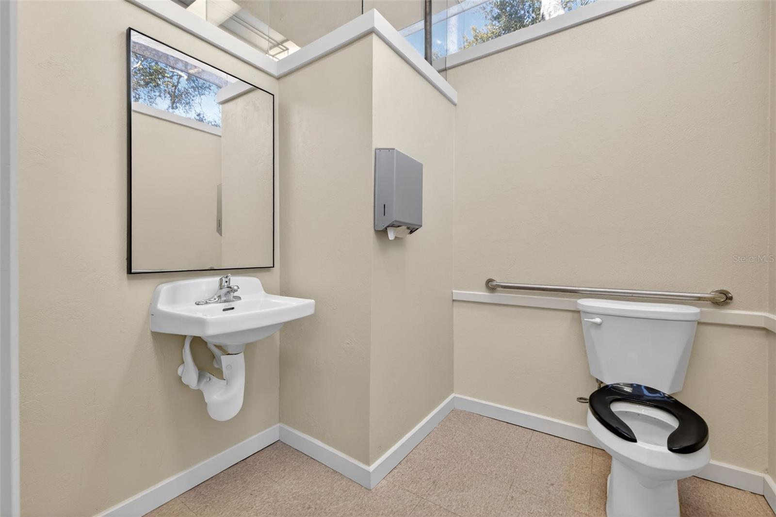 Image 8 of 20 For 4855 1st Avenue N