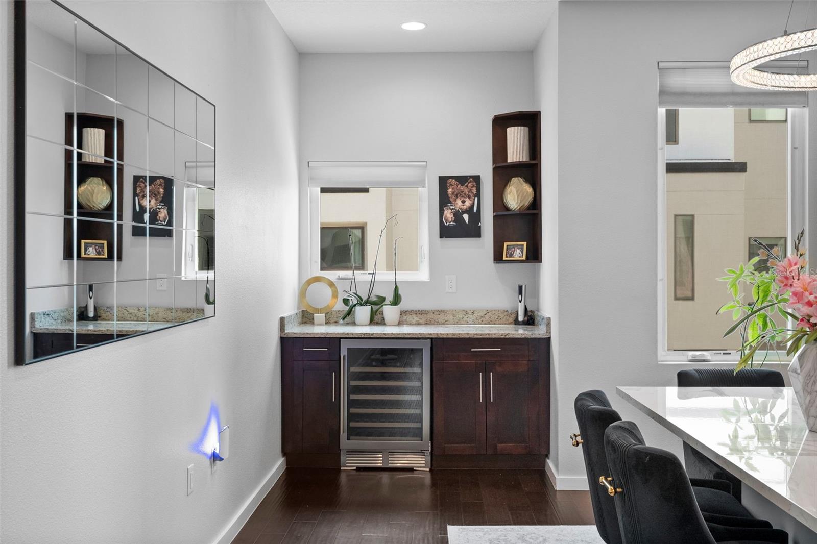 Image 14 of 39 For 1910 North A Street 4