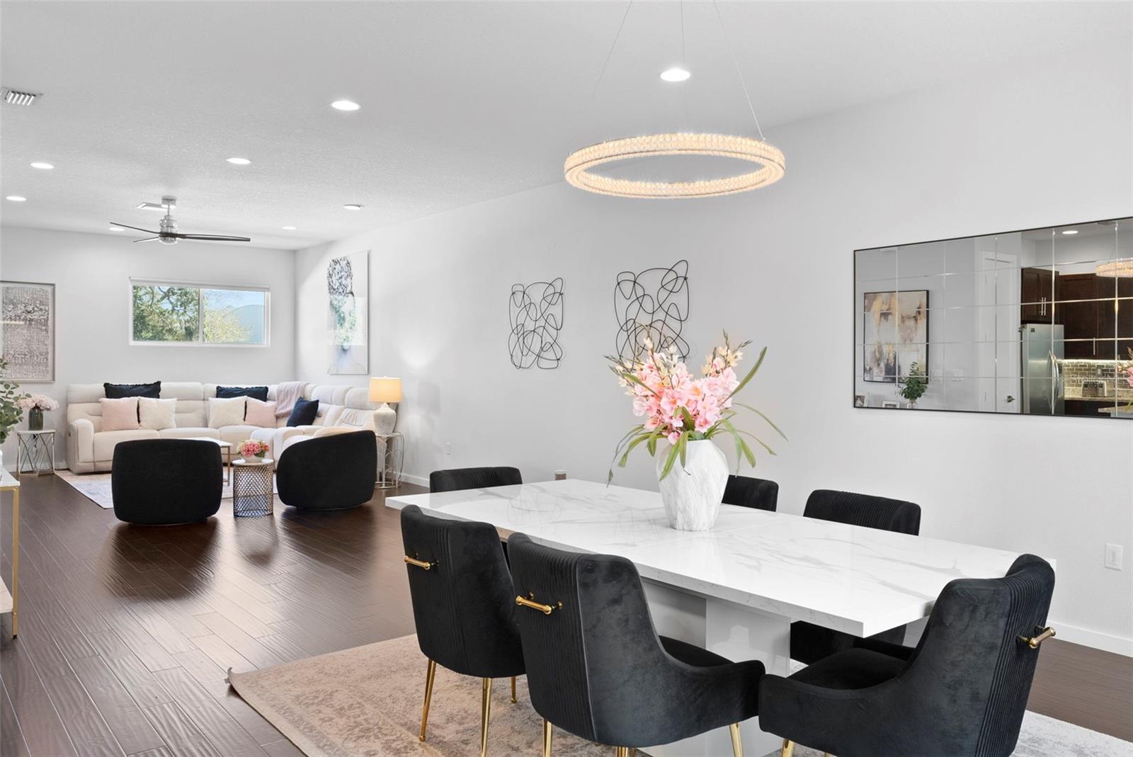 Image 20 of 39 For 1910 North A Street 4