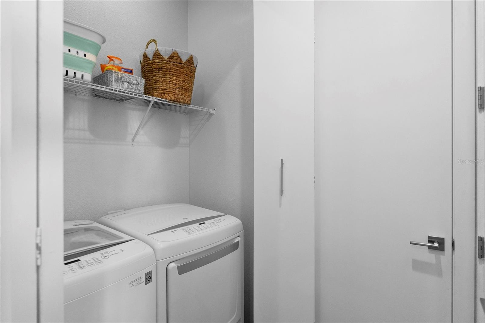 Image 21 of 39 For 1910 North A Street 4