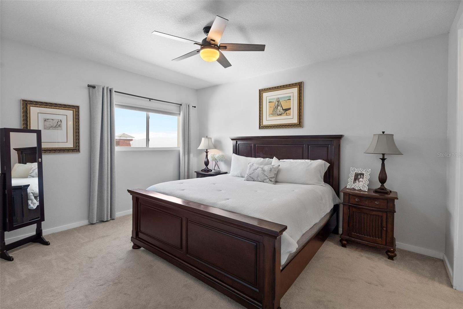 Image 25 of 39 For 1910 North A Street 4