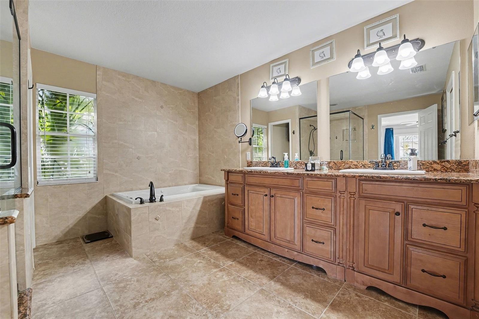 Image 18 of 33 For 72 Wood Hall Drive