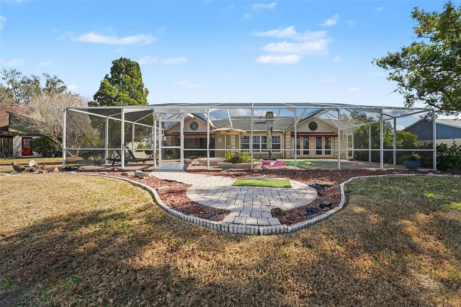 Image 24 of 33 For 72 Wood Hall Drive