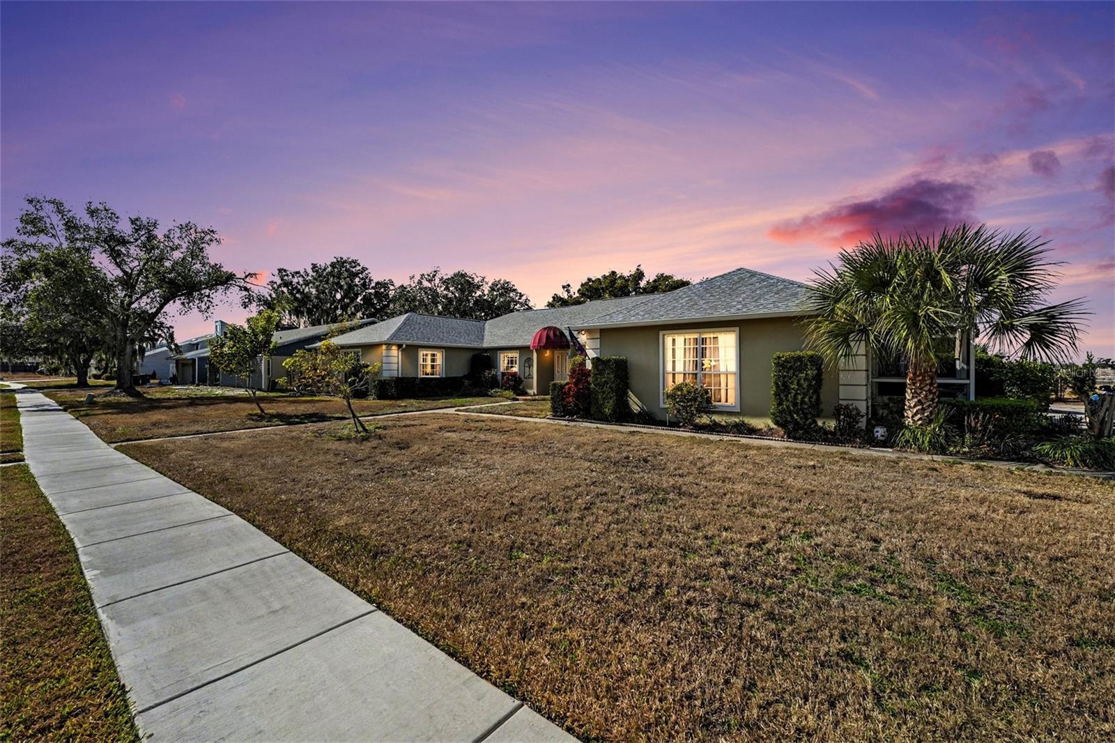 Image 28 of 33 For 72 Wood Hall Drive