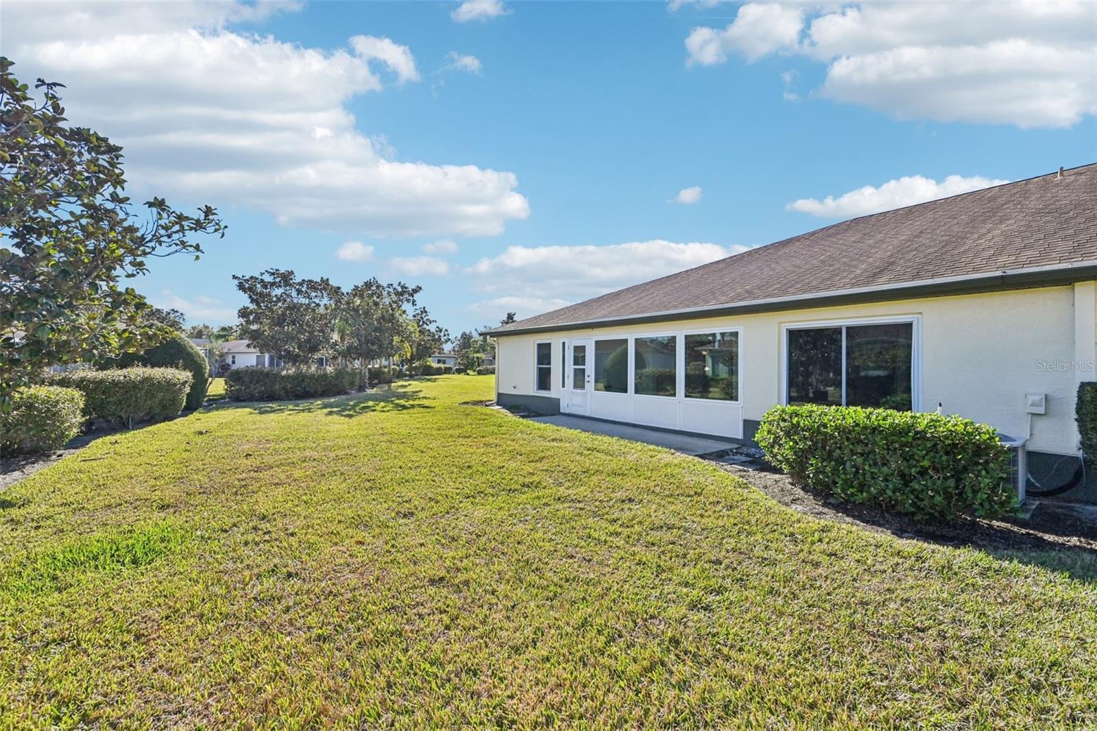 Image 32 of 64 For 705 Tilbury Court