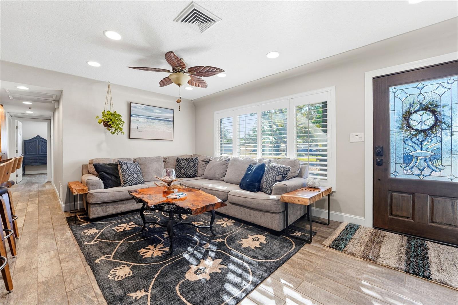 Image 14 of 51 For 3595 Floral Drive